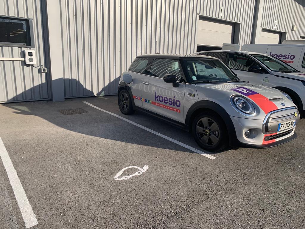 Mini Electrique + places et bornes